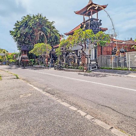 Townhouse Oak Signature Hotel Sanur  Bagian luar foto