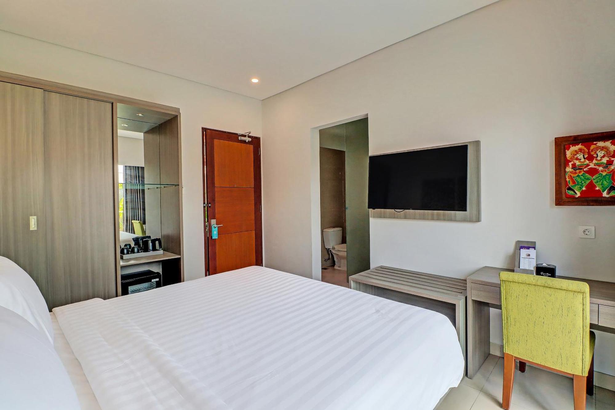 Townhouse Oak Signature Hotel Sanur  Bagian luar foto